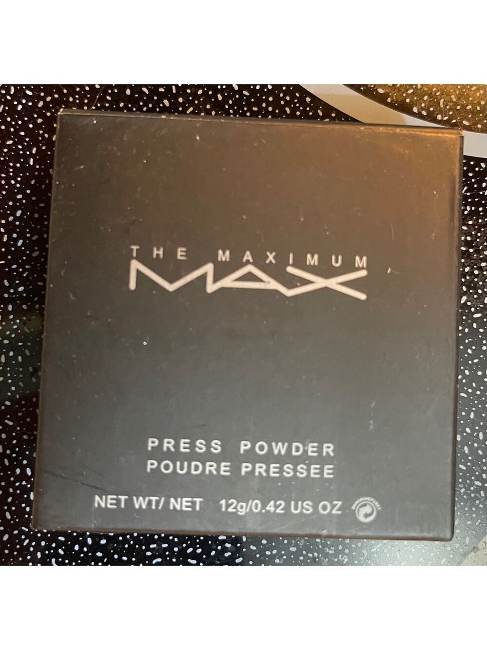 MAX medium beige #805 pressed face power NIB